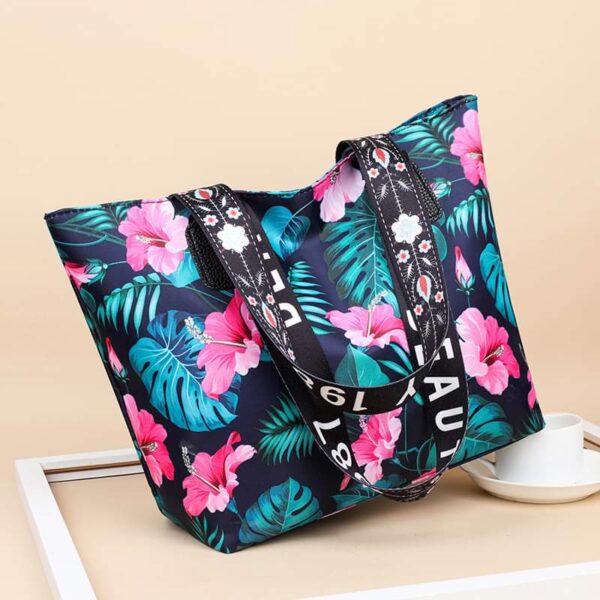 Trendy Ladies Handbags green color -9118-2 - Image 2